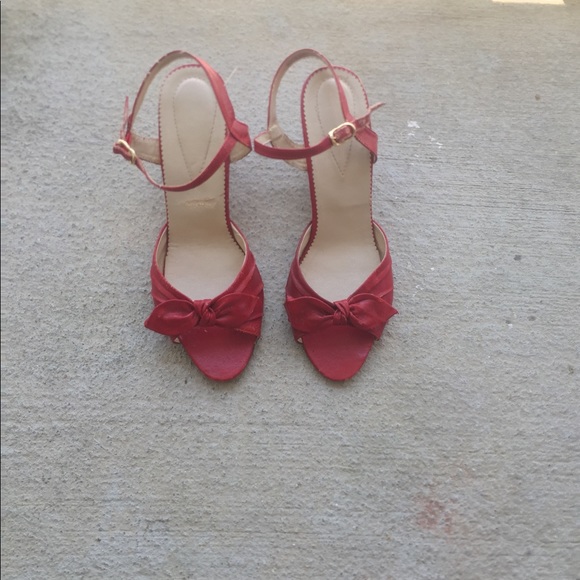 Vintage red ankle strap heels - Picture 3 of 4
